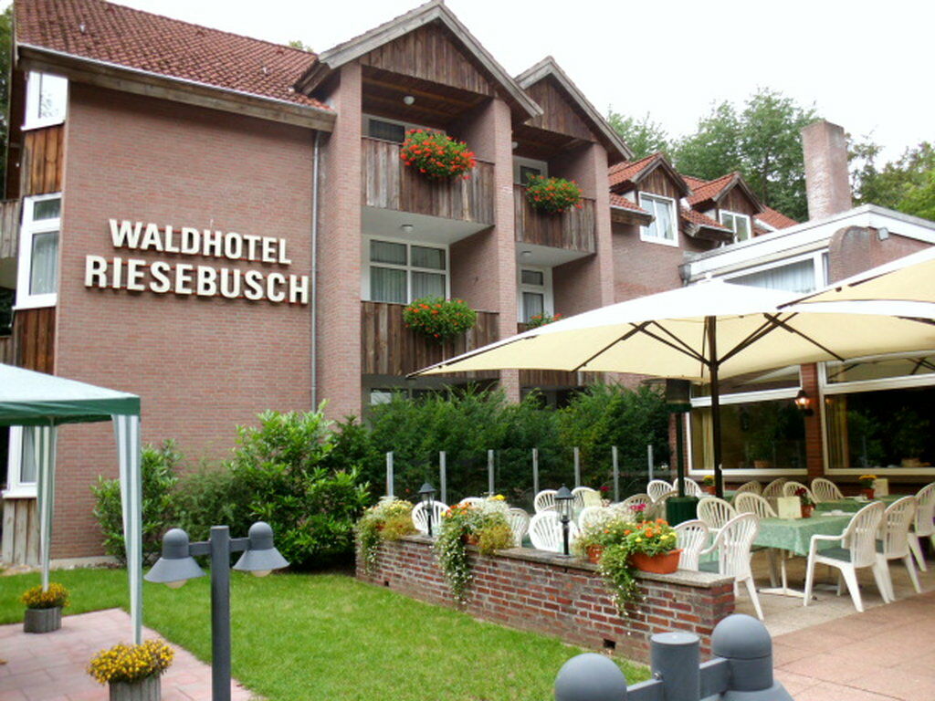 Waldhotel Riesebusch Bad Schwartau Esterno foto